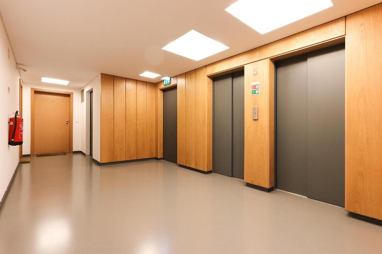 Modern & Bright Avenidas Novas By Homing Lizbona